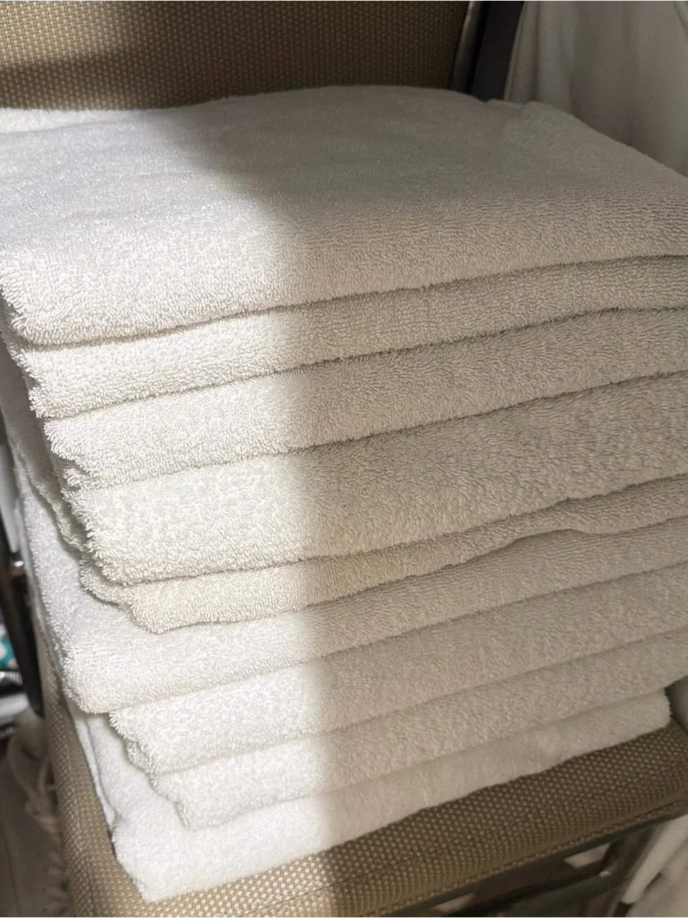 White Bath Towels - Soft Absorbent Home Towels